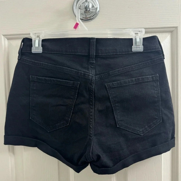 Old Navy - black boyfriend mid-rise distressed jean shorts size 4 - Picture 7 of 8